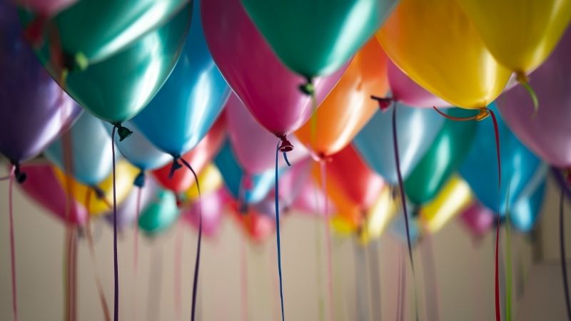 フランス語 お 誕生 日 おめでとう フランス語で「お誕生日おめでとう」を言う 3つの方法