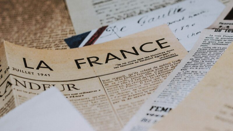 仏検1級の受験総括をイメージしたフランス語の新聞記事